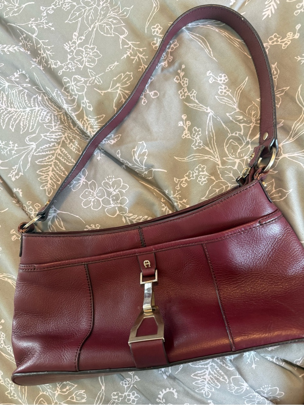 Etienne Aigner Burgundy Leather Shoulder Bag with Silver Hardware